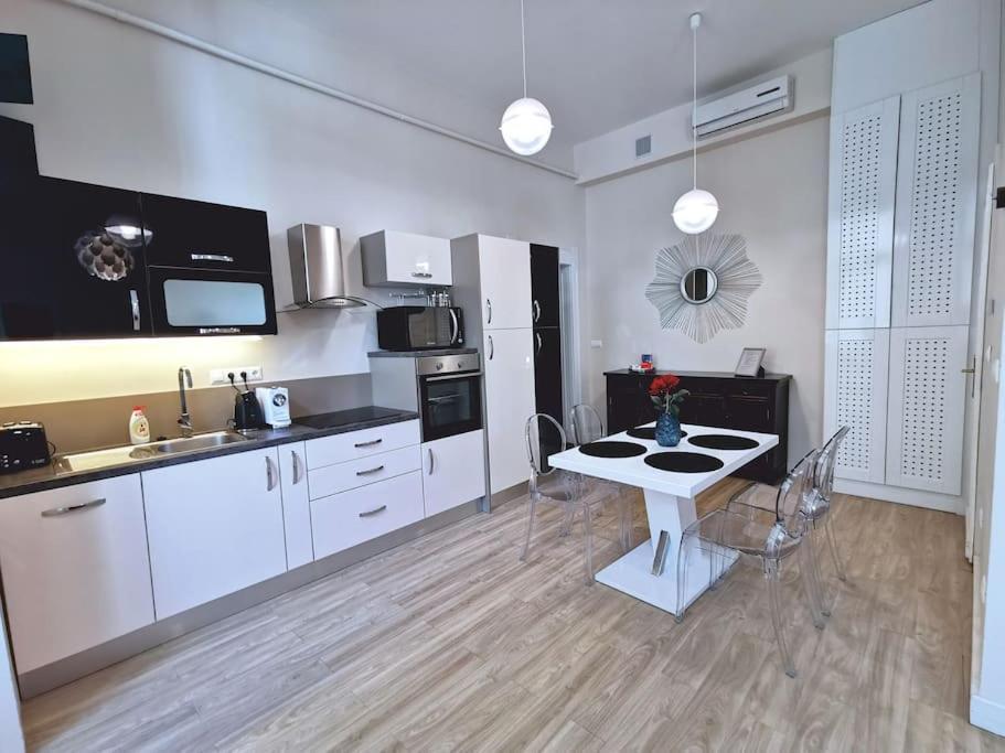 Luxury Apartment Near Astoria With Ac Βουδαπέστη Εξωτερικό φωτογραφία